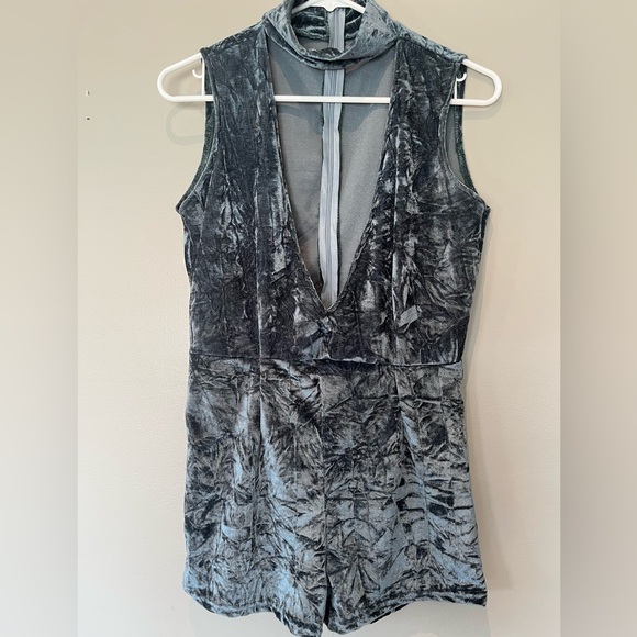 Almost new crushed velvet deep teal choker neck with front V cut out romper - Picture 2 of 10